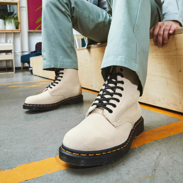 DR MARTEN 1460 EH SUEDE MB | BEIGE