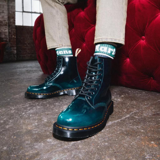Green vegan 2025 doc martens